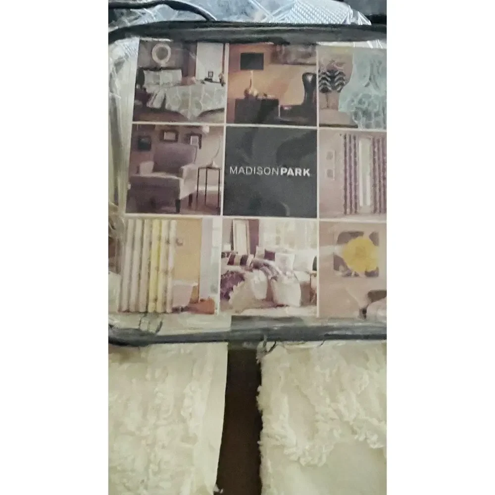 Madison Park Cecily King Cal King Duvet Cover Set Ivory Tufted Chenille NWT